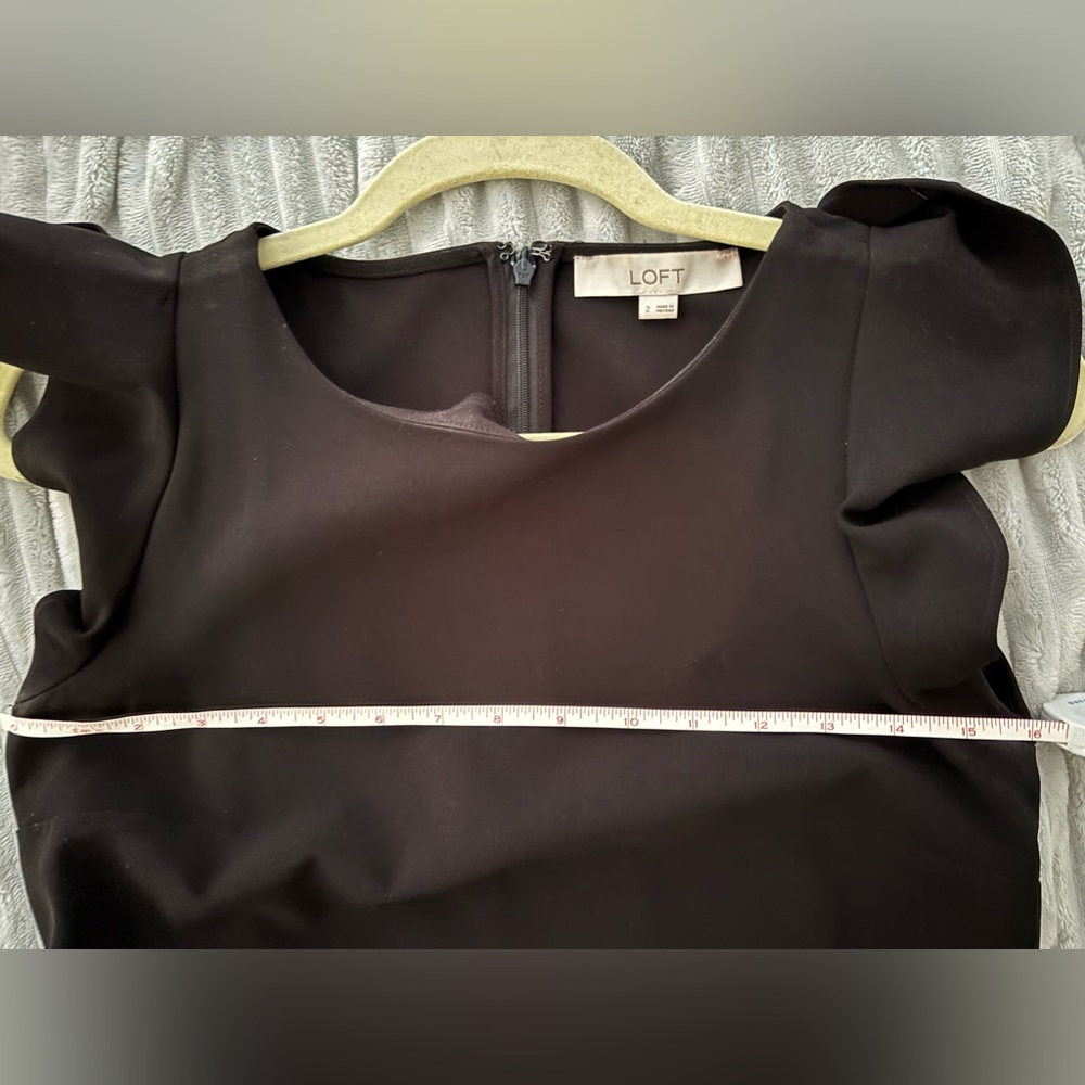 LOFT Black Flutter Sleeve Belted Dress Fit & Flare Size 2 - Picture 10 of 12